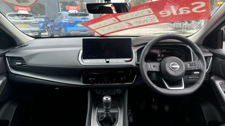 Nissan Qashqai 1.3 DiG-T MH N-Connecta 5dr Petrol Hatchback